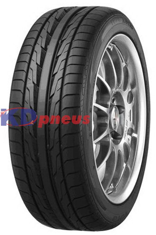 Pneu Toyo aro 17 - 215/45R17 - DRB - 87W