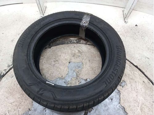 PNEU BRIDGESTONE 225/55R18 98 RADIAL