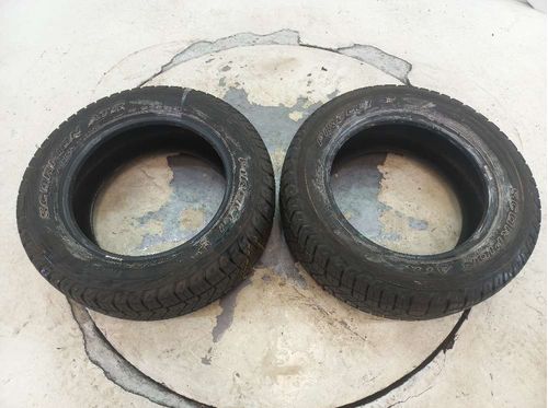 PAR DE PNEU PIRELLI 205/60R15 88 RADIAL