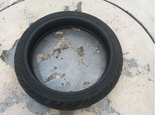 PNEU MICHE 110/40R17  R