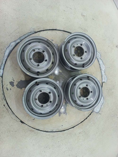 JOGO DE RODA ARO 15 KIA BONGO 2.5 2022