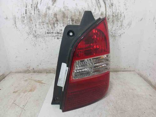LANTERNA DIREITA NISSAN LIVINA 1.6 2010