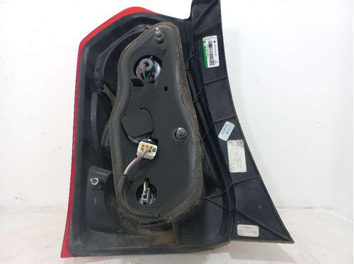 LANTERNA DIREITA TOYOTA ETIOS 1.3 2018