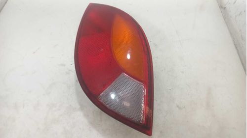 LANTERNA DIREITA FORD KA 1.0 2001