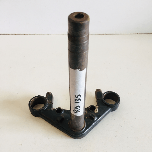 Mesa Inferior Yamaha Rd/rdz135 Original