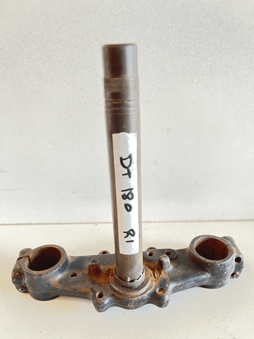 Mesa Inferior Da Yamaha Dt 180 Original