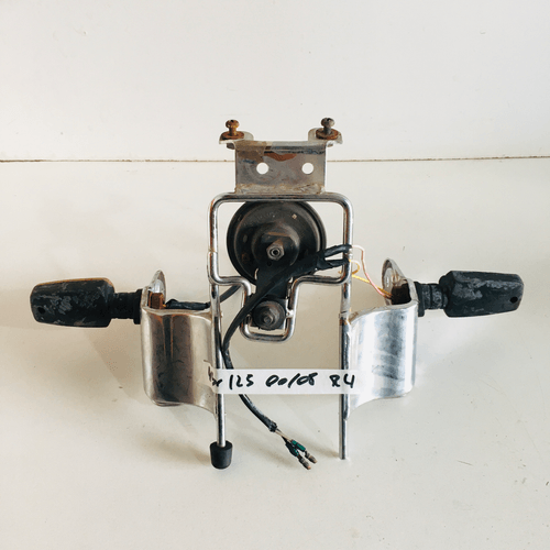 Suporte Aranha Farol Yamaha Ybr 125 2000/08 Cromado Original