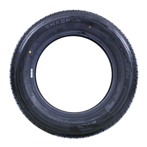 Pneus de carro de passeio