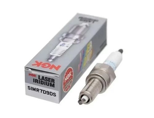 Vela Iridium SILMAR7D9DS NGK